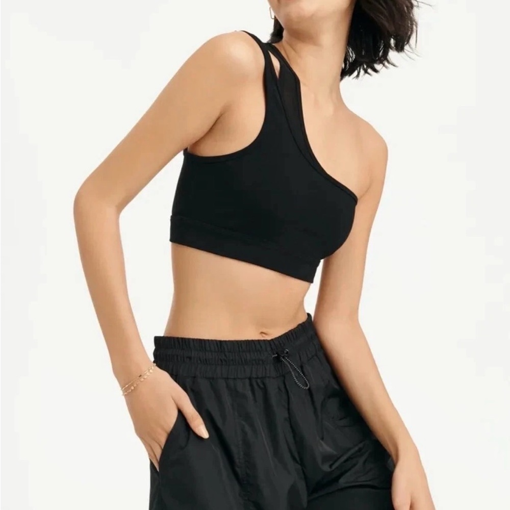 DKNY Black Asymmetrical crop top sports bra Sz Medium - Picture 2 of 3